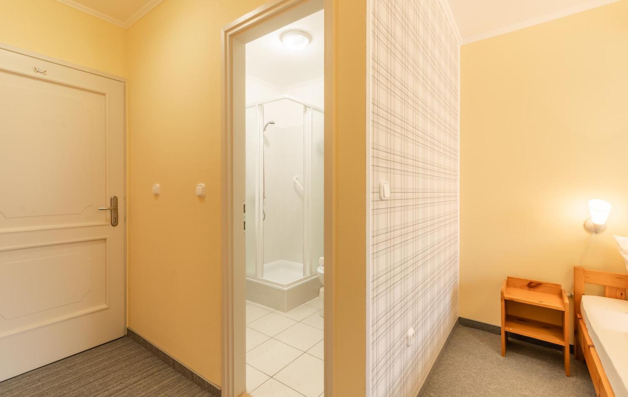 Regia Panzio Bed & Breakfast Halaszi Exterior photo
